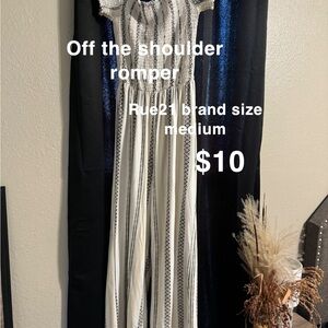 Rue21 Off-the-Shoulder Romper - Black and White